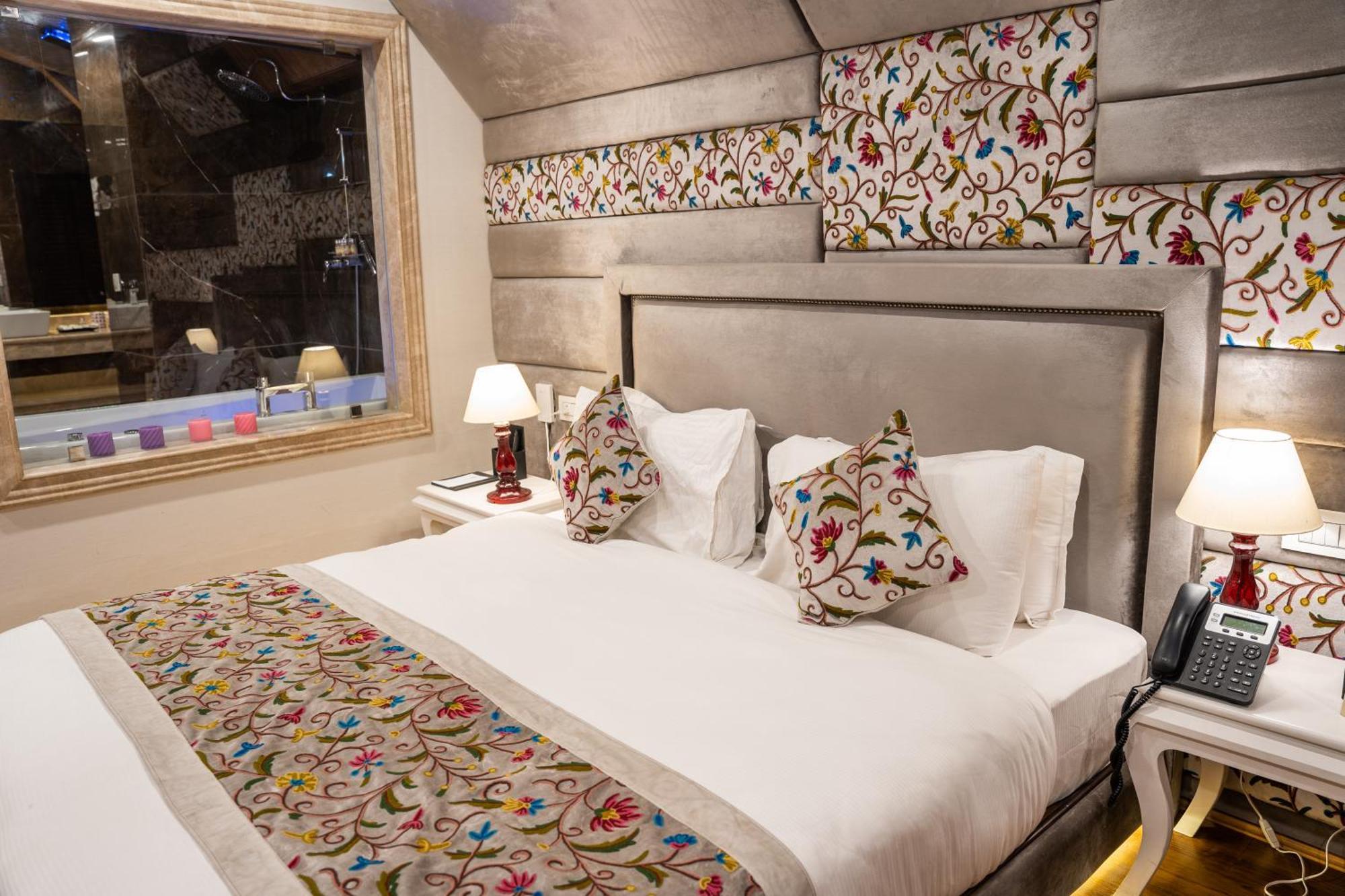 Hotel Snowland, Srinagar Exterior foto